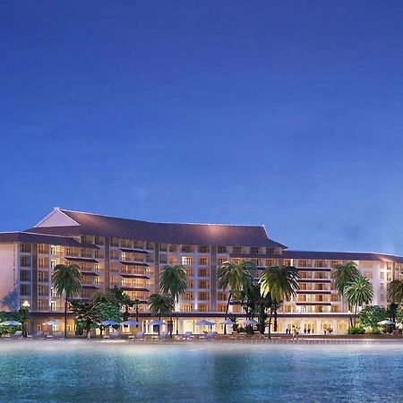 Melia Vinpearl Cua Hoi Beach Resort Кыало Экстерьер фото