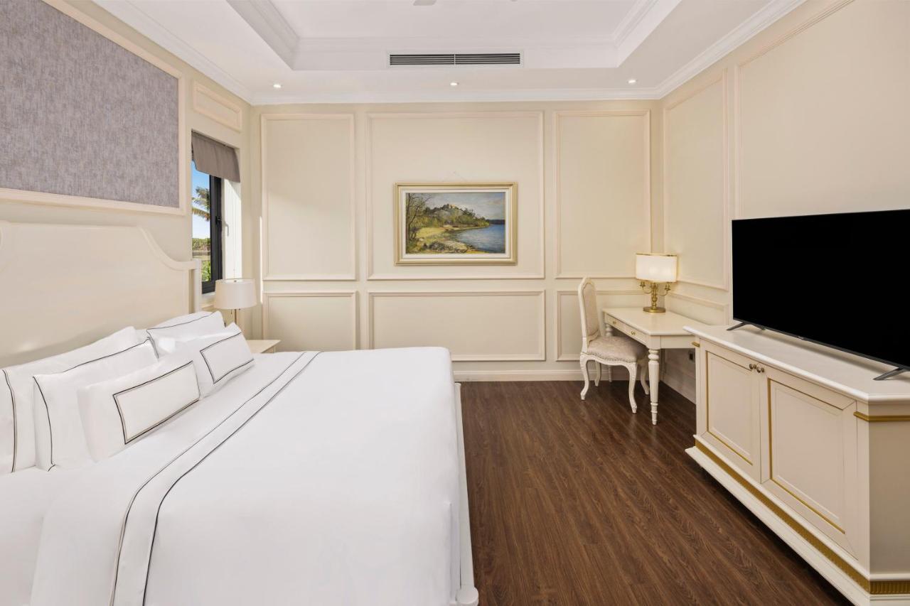Melia Vinpearl Cua Hoi Beach Resort Кыало Экстерьер фото