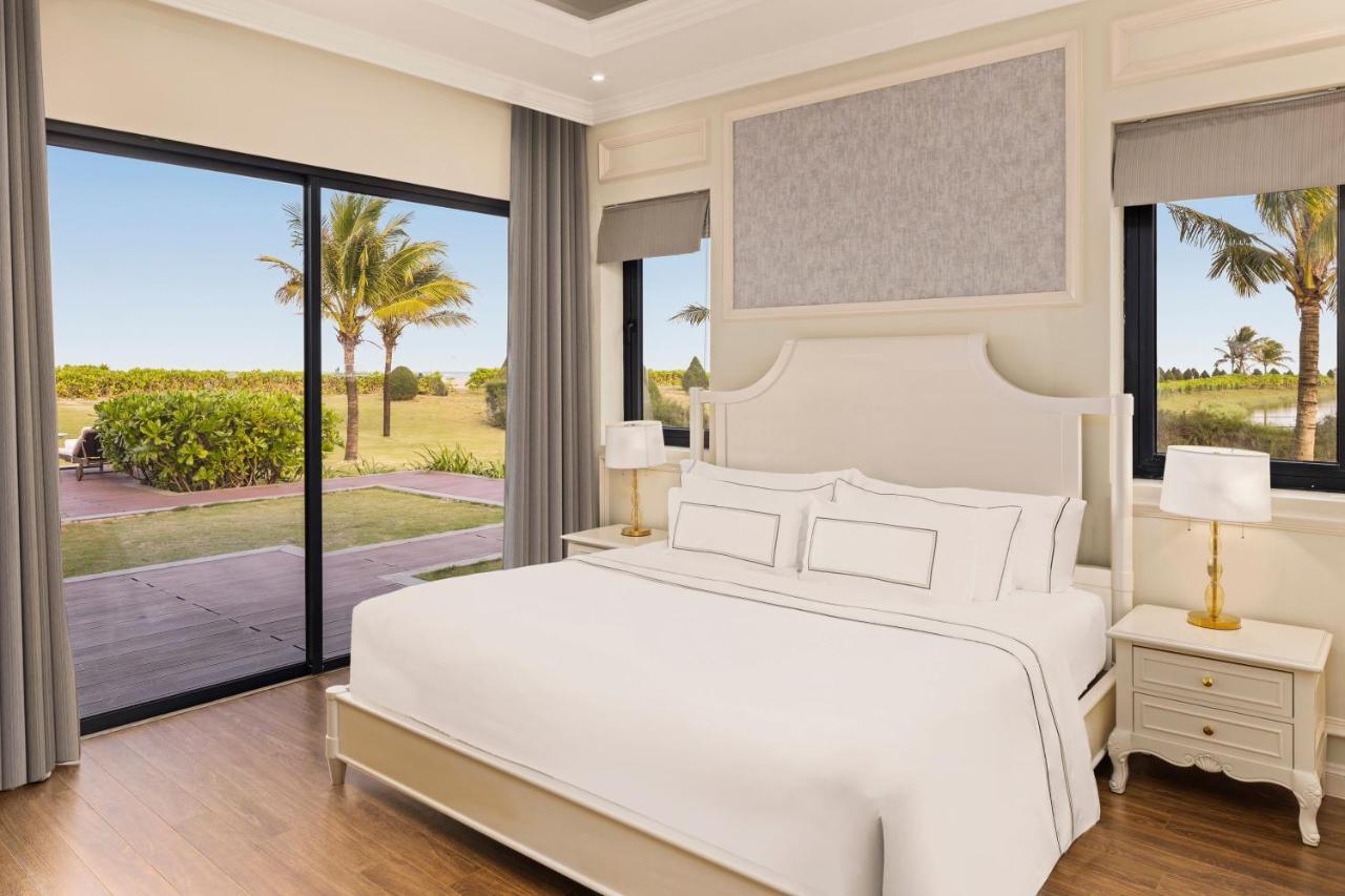 Melia Vinpearl Cua Hoi Beach Resort Кыало Экстерьер фото