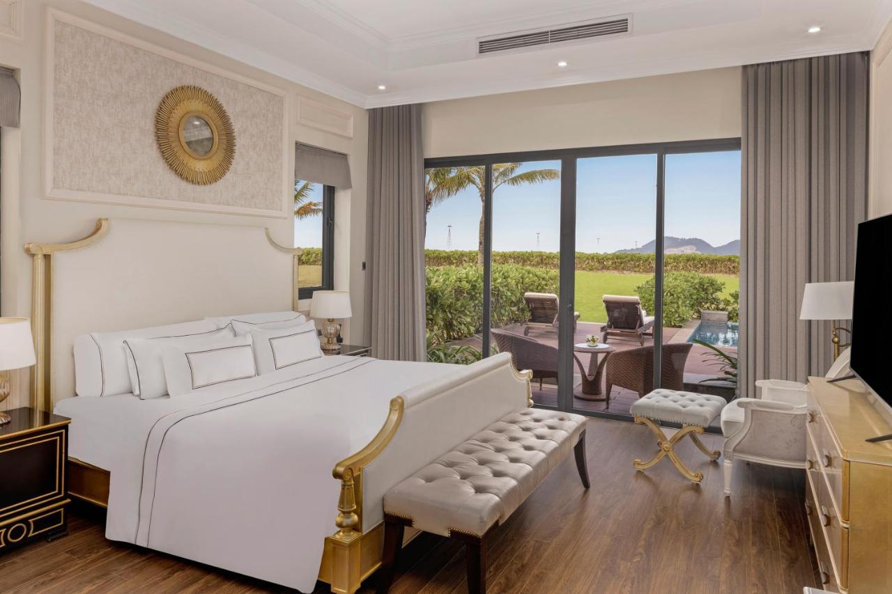 Melia Vinpearl Cua Hoi Beach Resort Кыало Экстерьер фото