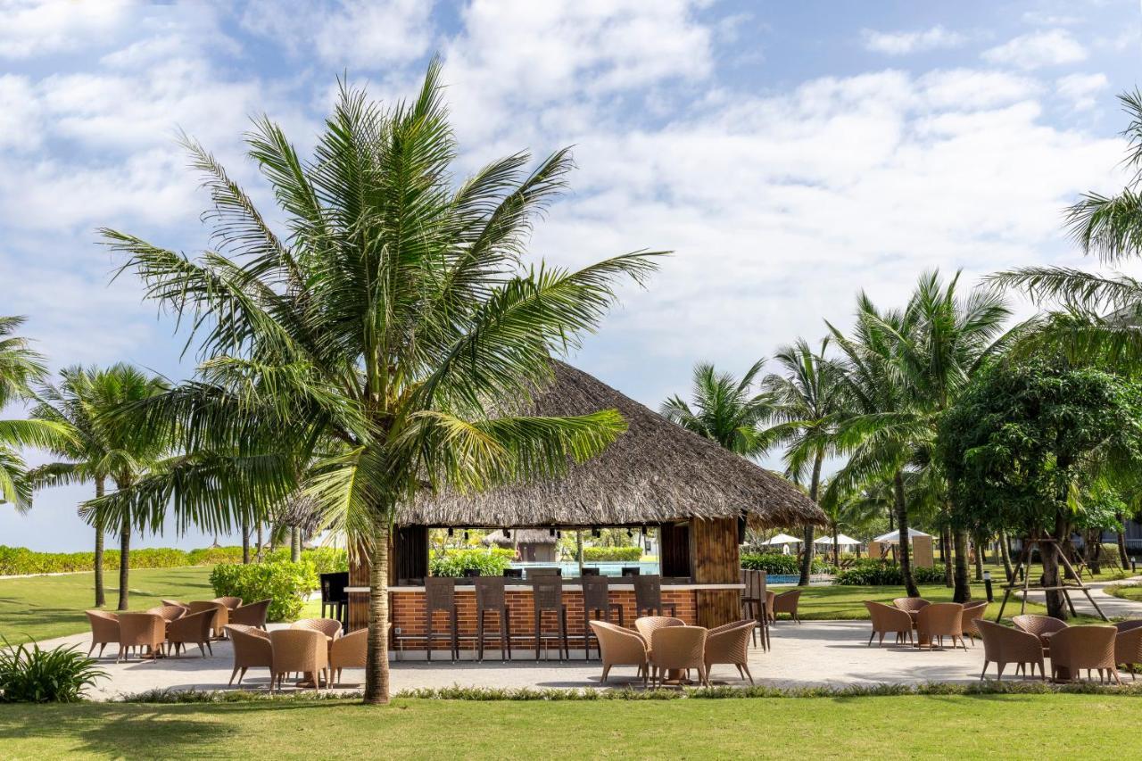 Melia Vinpearl Cua Hoi Beach Resort Кыало Экстерьер фото