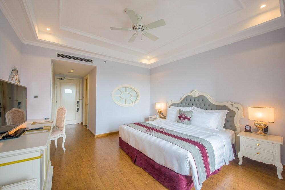 Melia Vinpearl Cua Hoi Beach Resort Кыало Экстерьер фото