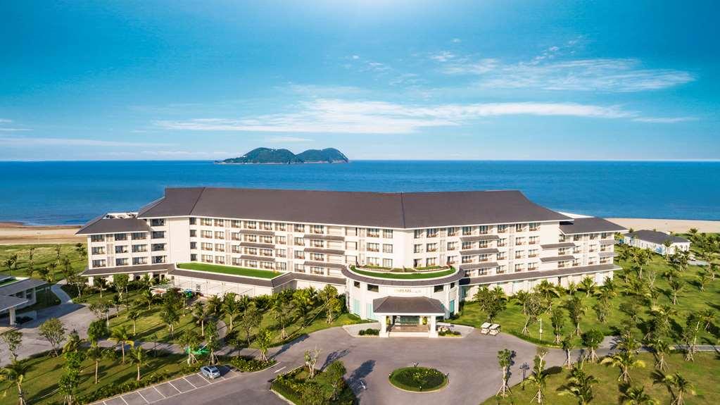 Melia Vinpearl Cua Hoi Beach Resort Кыало Экстерьер фото