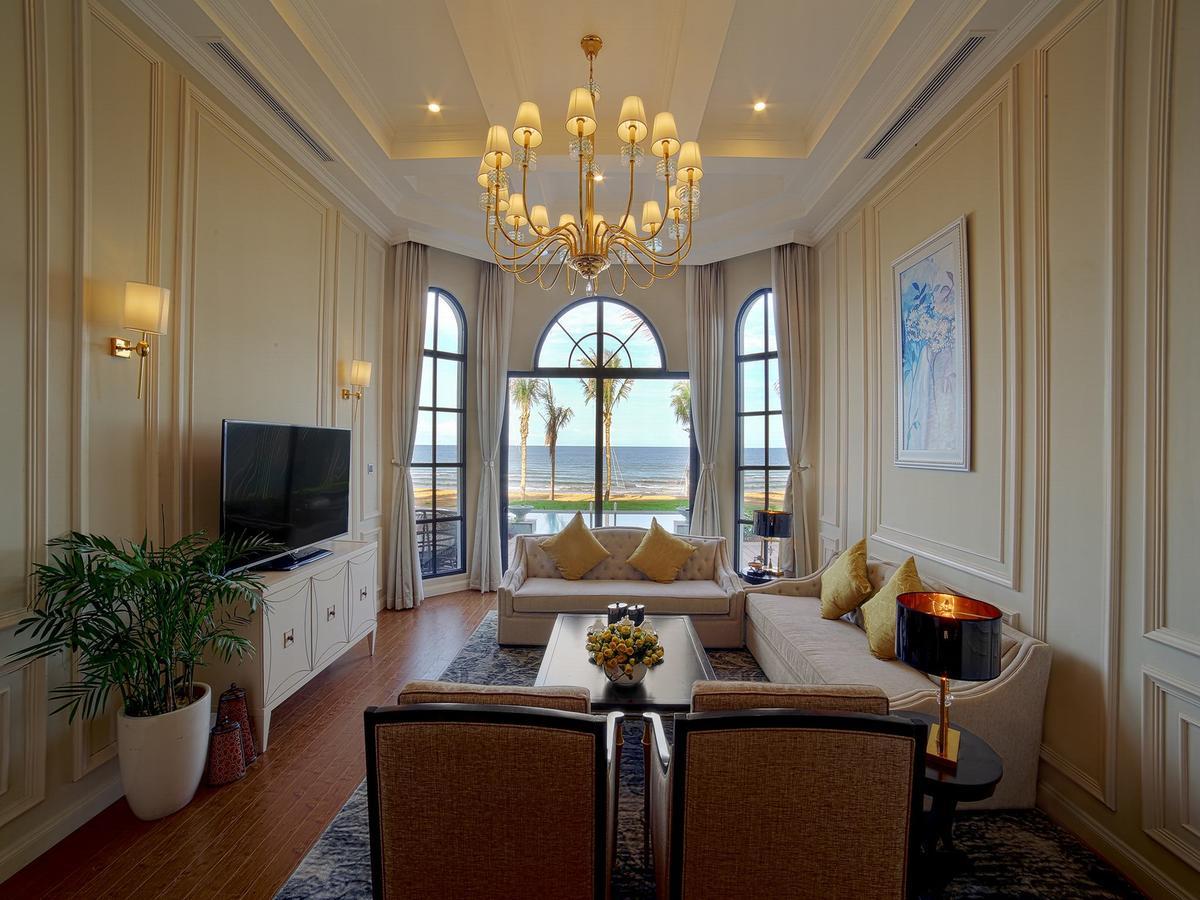 Melia Vinpearl Cua Hoi Beach Resort Кыало Экстерьер фото